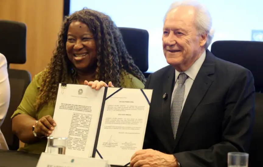 Governo anuncia classificação indicativa para apps e nova faixa etária