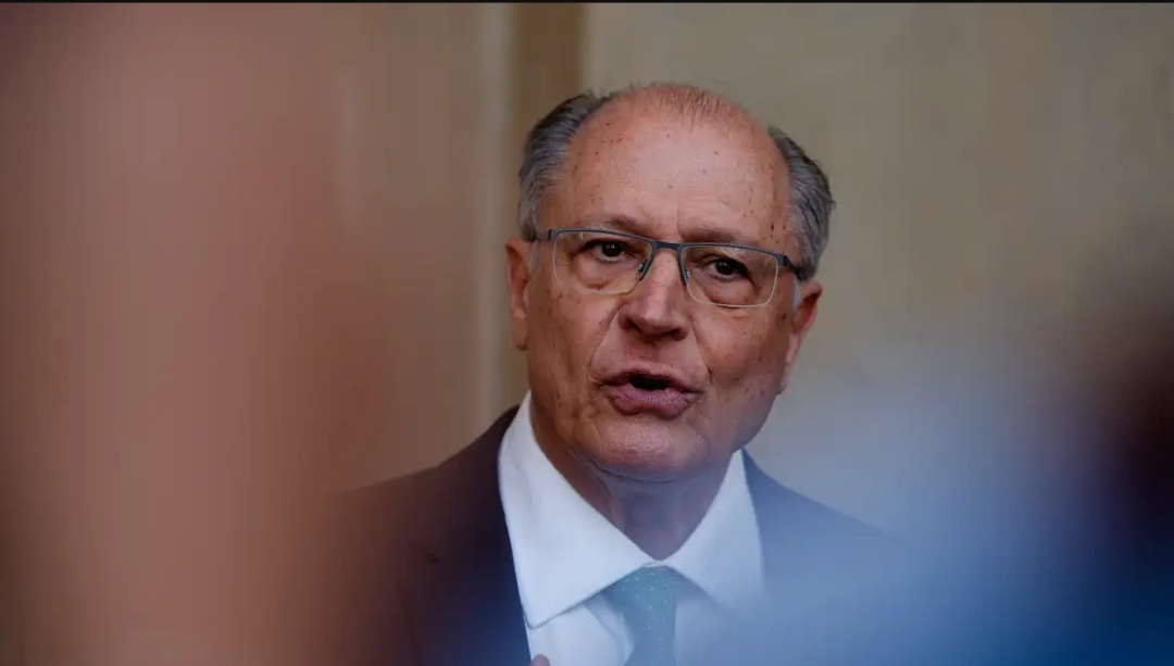 Brasil venderá 6 milhões de barris de petróleo à Índia, diz Alckmin