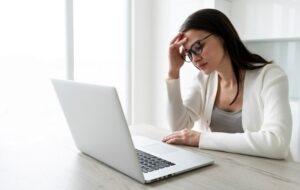 Leia mais sobre o artigo Especialista alerta para risco de incumprimento de obrigações do MEI