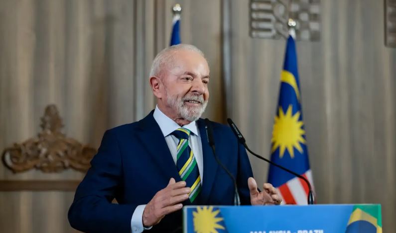 Você está visualizando atualmente Lula: em poucos dias teremos uma solução definitiva entre EUA e Brasil