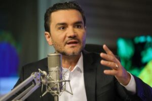 Leia mais sobre o artigo Partidos punem ministros do Esporte e Turismo por desobediência