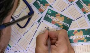 Leia mais sobre o artigo Mega-Sena sorteia nesta quinta-feira prêmio acumulado em R$ 7 milhões
