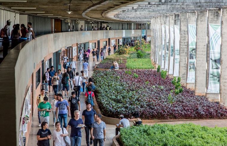 Governo autoriza contratação de 6,7 mil novos cargos para professores e técnicos em universidades federais