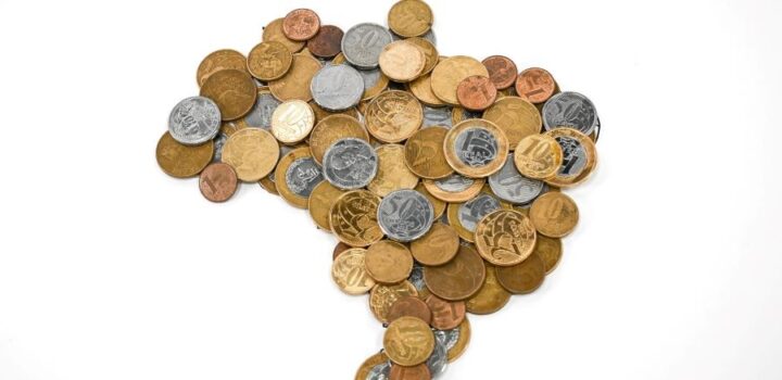 Reforma trabalhista poupou cerca de R$ 15 bilhões ao país entre 2022 e 2024, aponta estudo