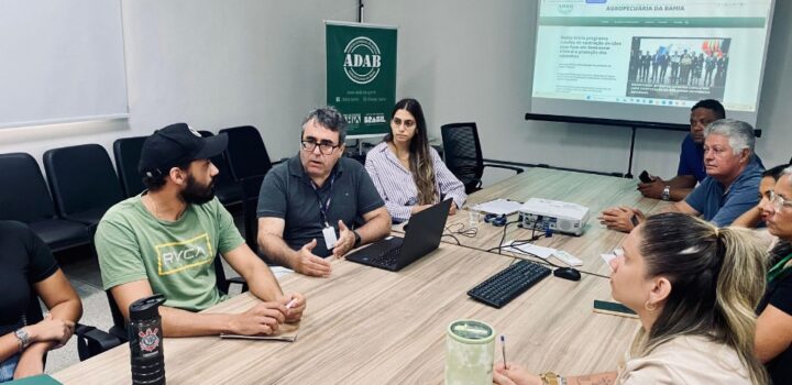 Adab capacita profissionais para atuação em eventos pecuários