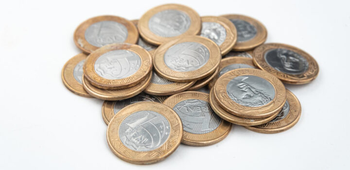 Selic em 15%: Economistas apontam impacto direto no Crédito e no PIB