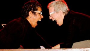 Leia mais sobre o artigo Artistas realizam espetáculo para arrecadar fundos para tratamento da atriz Christiane Veigga