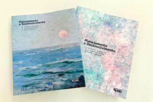 Leia mais sobre o artigo SEI lança obra histórica que marca seus 30 anos e os 70 anos do Planejamento na Bahia
