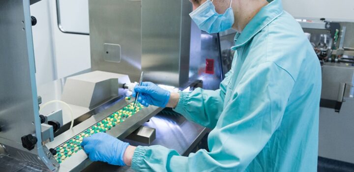 Indústria varia -0,4% em setembro e mostra perda de ritmo