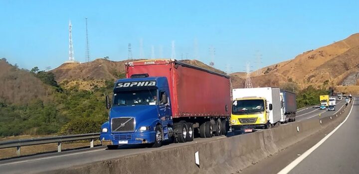 Setor de serviços avança 0,6% em setembro, aponta IBGE