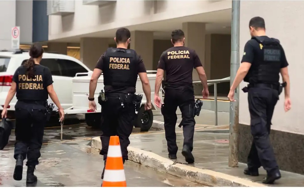 Fraudes no INSS: ex-ministro de Bolsonaro e deputados são alvos da PF