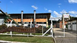 Leia mais sobre o artigo Fábrica da Yakult recebe certificação internacional