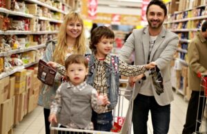 Leia mais sobre o artigo Cerca de 70% dos consumidores aproveitam a Black Friday para adiantar as compras de Natal