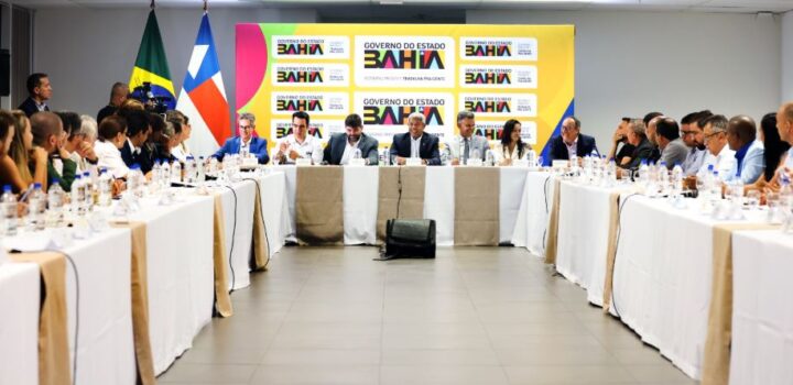 Governador reúne presidentes de consórcios públicos da Bahia para fortalecer gestão compartilhada