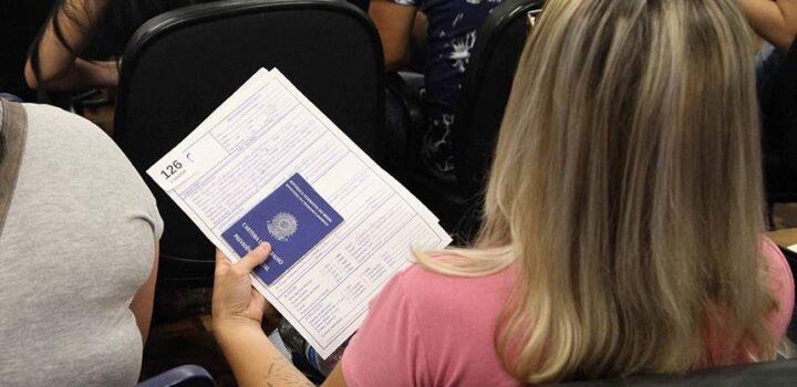 Desocupação recua em 2 unidades da federação no terceiro trimestre de 2025