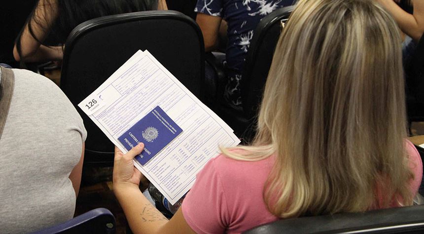 Desocupação recua em 2 unidades da federação no terceiro trimestre de 2025