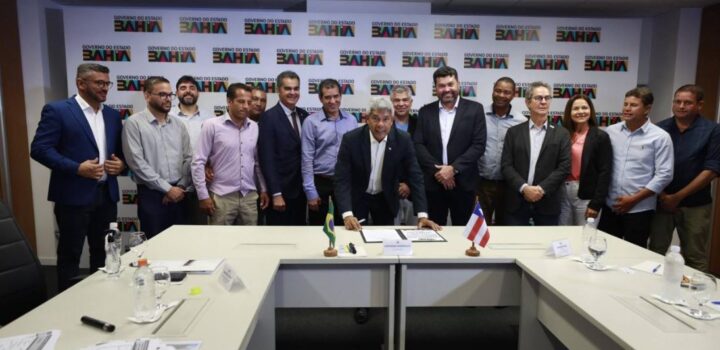 Estado assina convênios e anuncia pavimentação de rodovias em zonas rurais da Bahia