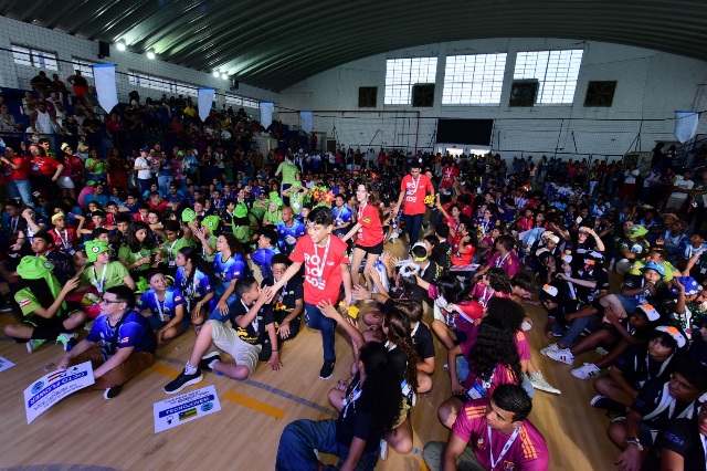 Torneios de Robótica transformam Festival SESI em palco de inovação jovem