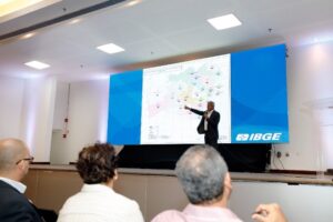 Leia mais sobre o artigo Bahia sedia principal conferência nacional de estatísticas e geociências