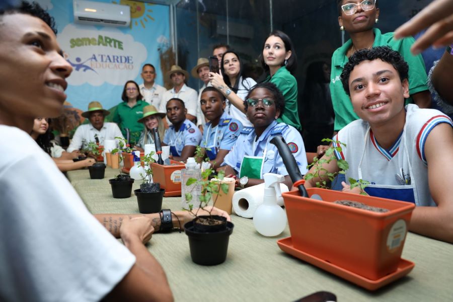 Você está visualizando atualmente Fenagro 2025 é aberta em Salvador com expectativa de 200 mil visitantes, até domingo (7)