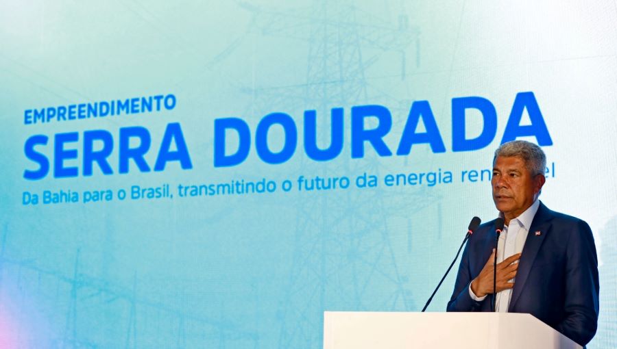 Jerônimo Rodrigues prestigia projeto que vai transmitir energia renovável para 20 municípios baianos