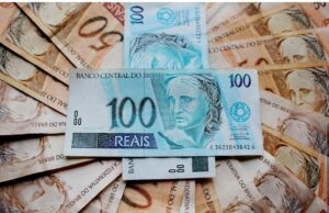 Leia mais sobre o artigo Especialistas avaliam a manutenção da selic em 15%