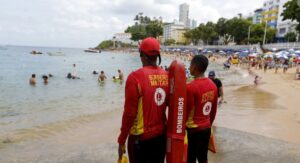 Leia mais sobre o artigo Corpo de Bombeiros recebe novos equipamentos para resgate aquático