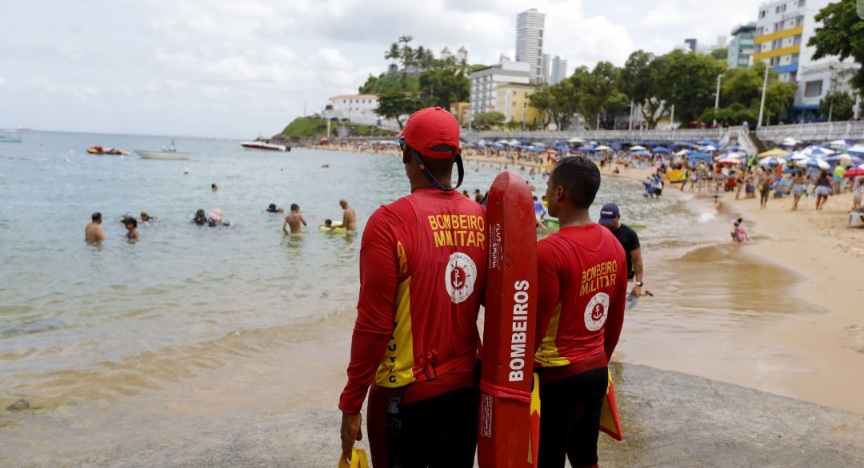 Corpo de Bombeiros recebe novos equipamentos para resgate aquático