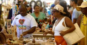 Leia mais sobre o artigo Agricultura familiar reafirma protagonismo e movimenta economia em evento no Parque Costa Azul