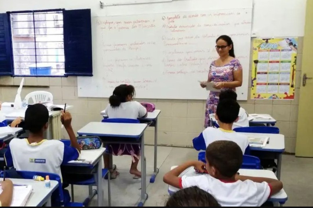 Isenção do IR duplica número de professores da educação básica que não pagarão imposto na Bahia