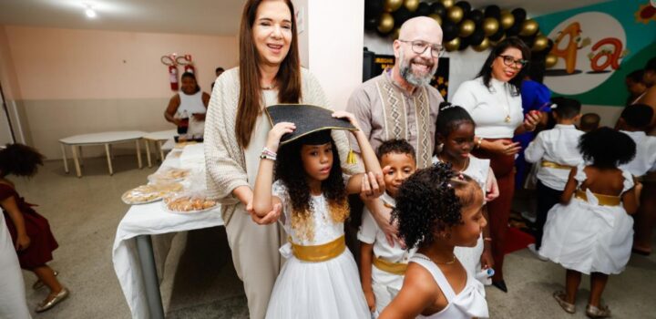 Café da manhã de Natal encerra ano letivo do programa Mais Infância