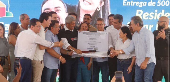 Em Barreiras, governador entrega 500 moradias do Minha Casa, Minha Vida e obras de pavimentação