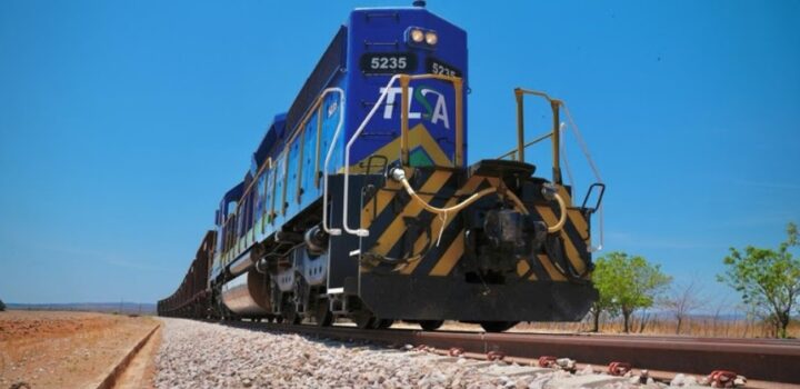 Sudene libera R$ 700 milhões para a Transnordestina