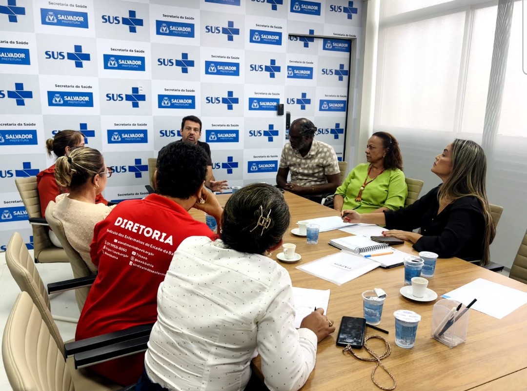 Vereadores e entidades questionam voluntariado profissional em saúde na rede municipal