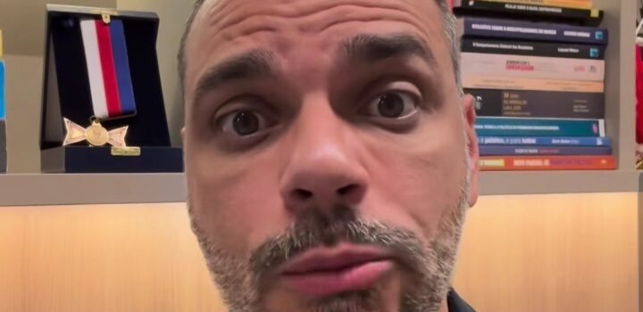 Augusto Vasconcelos critica aumento da passagem de ônibus em Salvador