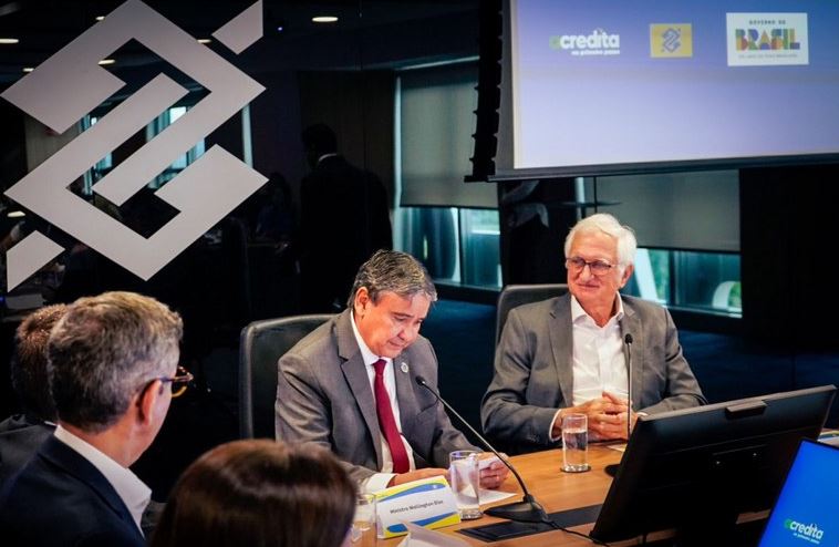 Banco do Brasil adere ao Programa Acredita no Primeiro Passo