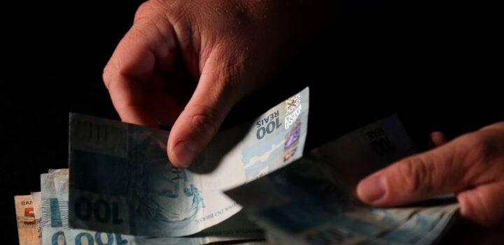 Mercado reduz previsão da inflação para 4,43% este ano