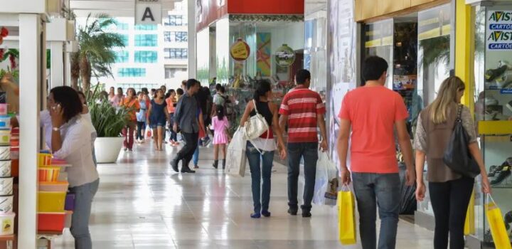 Pesquisa aponta que 60,1 mi de consumidores devem participar de algum Amigo Secreto no Natal