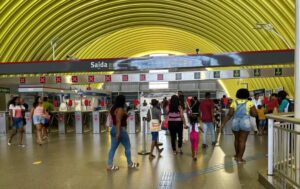 Leia mais sobre o artigo Volume de serviços na Bahia cresceu 0,6% em outubro de 2025