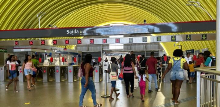 Volume de serviços na Bahia cresceu 0,6% em outubro de 2025