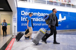 Leia mais sobre o artigo Recordes históricos: em 2025, turismo abriu as portas do Brasil para o mundo