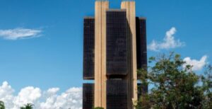 Leia mais sobre o artigo Manutenção da Selic em 15% impõe custo elevado à economia, avalia CNI