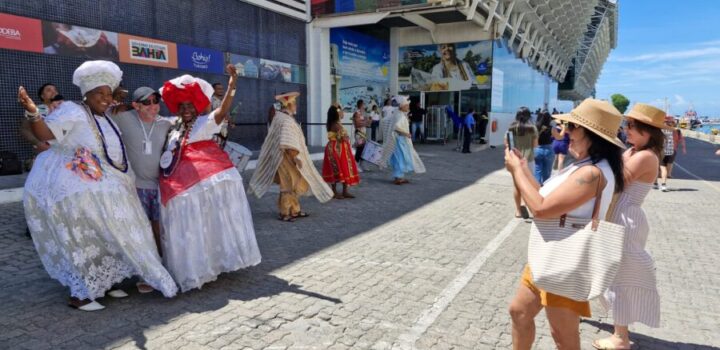 Maior navio da temporada de cruzeiros, MSC Seaview é o primeiro a aportar na Bahia em 2026