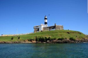 Leia mais sobre o artigo Conheça os melhores lugares para fazer mergulho nas praias de Salvador