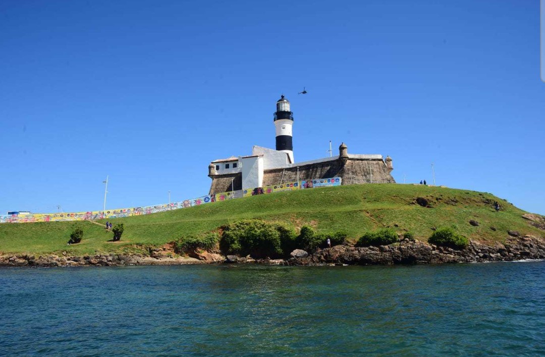 Conheça os melhores lugares para fazer mergulho nas praias de Salvador