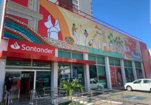 Leia mais sobre o artigo Santander abre vagas na Bahia para especialistas em seguros e consórcio com salário a partir de R$ 7,3 mil