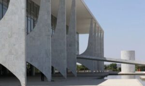 Leia mais sobre o artigo Brasil faz doação de material militar para Uruguai e Paraguai