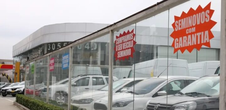 Financiamento de veículos fecha 2025 com 7,3 milhões de unidades