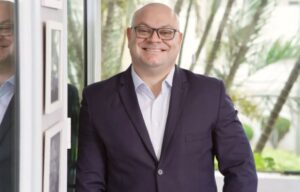 Leia mais sobre o artigo Especialista comenta o que pode mudar entre Brasil e EUA com julgamento da Suprema Corte sobre tarifaço