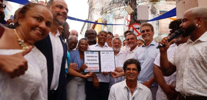 Governador oficializa Palacete Saldanha como nova sede da CAIXA Cultural